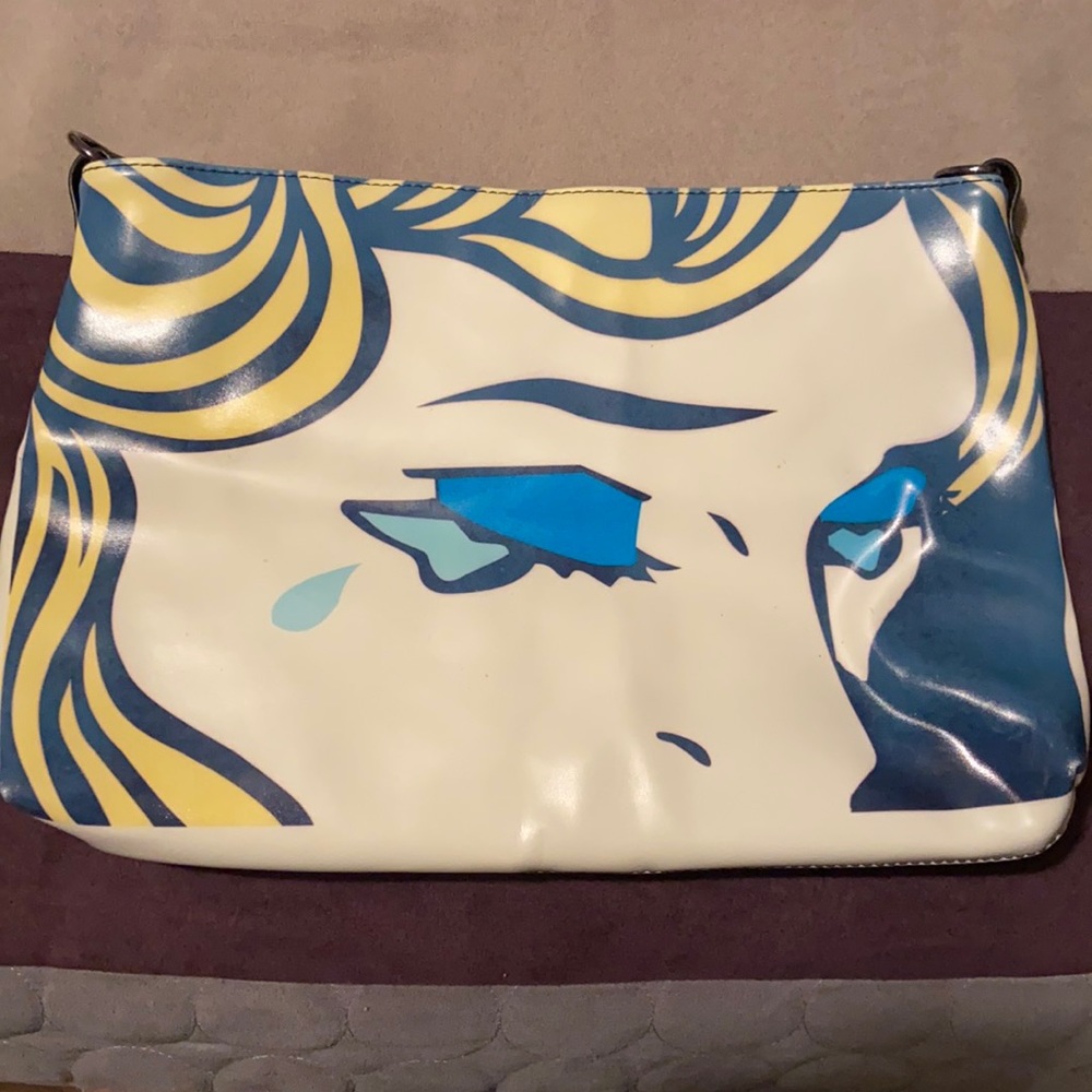 Teary eyed girl clutch
